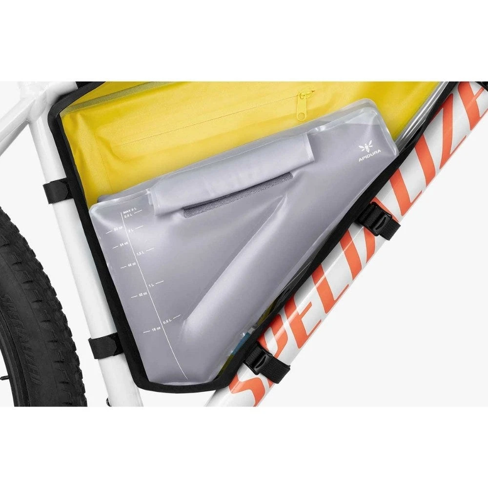 Apidura Frame Pack Hydration Bladder 2 Apidura Frame Pack Hydration Bladder - Image 2