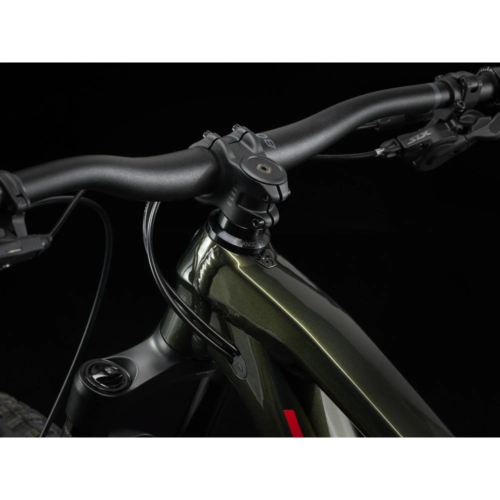 Trek Slash Mountain Bike 8 Trek Slash Mountain Bike - Image 8